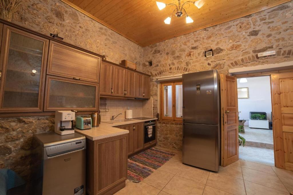 Apartmán Menecrates Rustic Ágios Matthaíos Exteriér fotografie