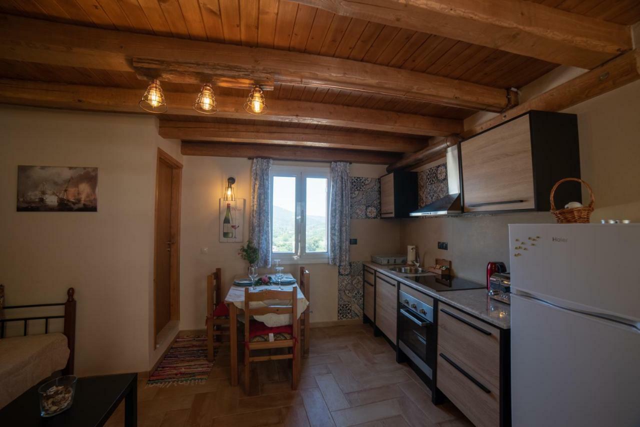 Apartmán Menecrates Rustic Ágios Matthaíos Exteriér fotografie