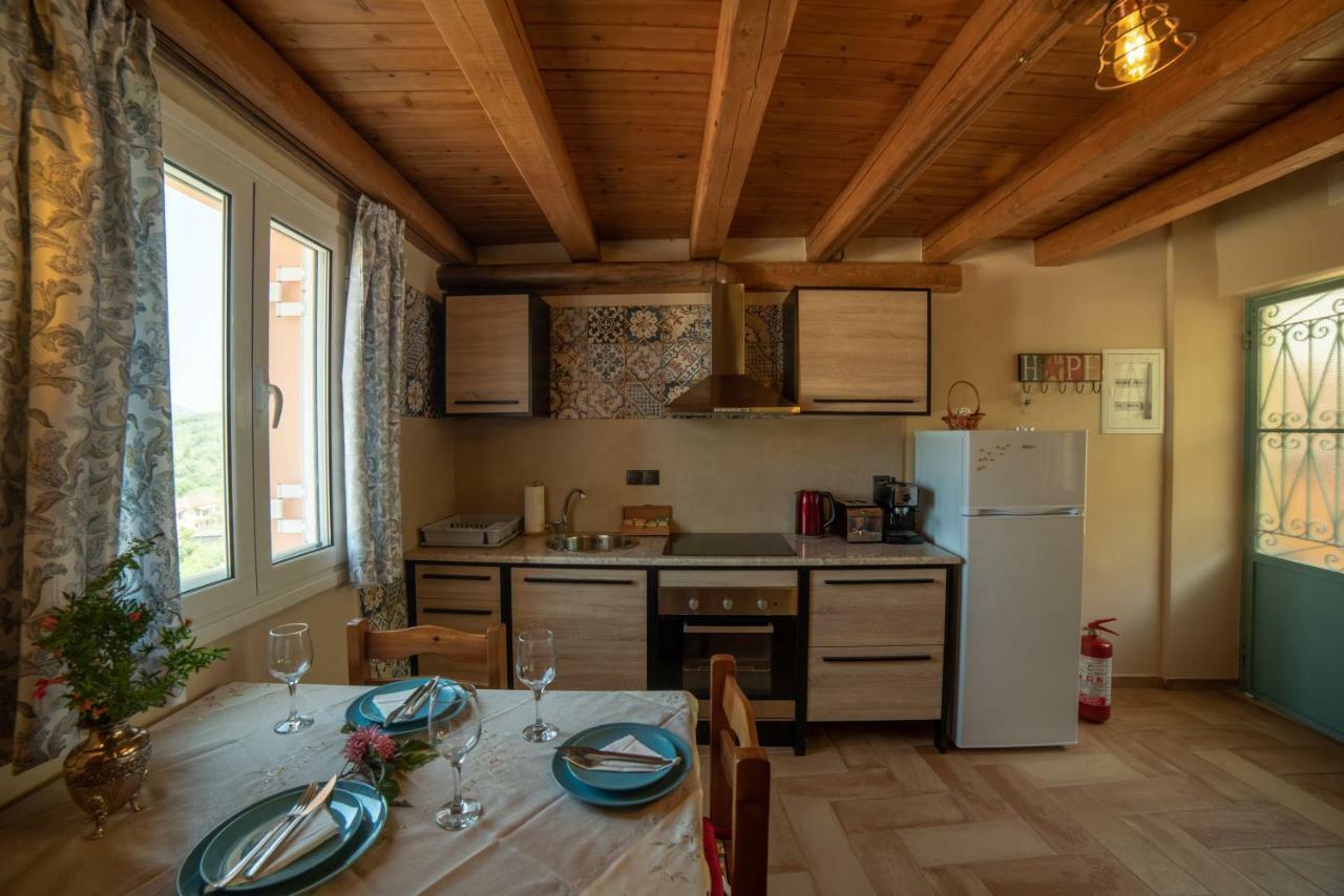 Apartmán Menecrates Rustic Ágios Matthaíos Exteriér fotografie