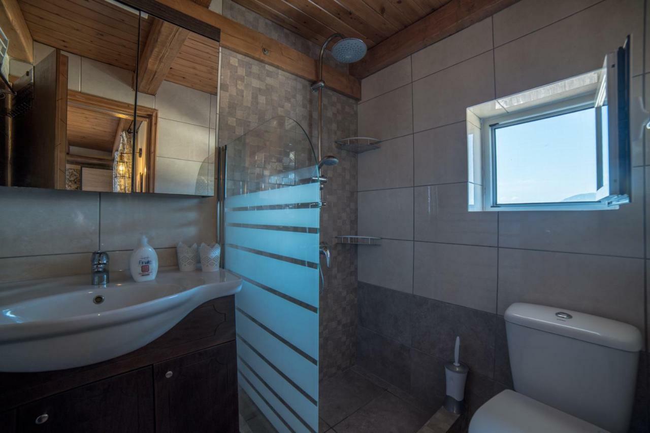 Apartmán Menecrates Rustic Ágios Matthaíos Exteriér fotografie